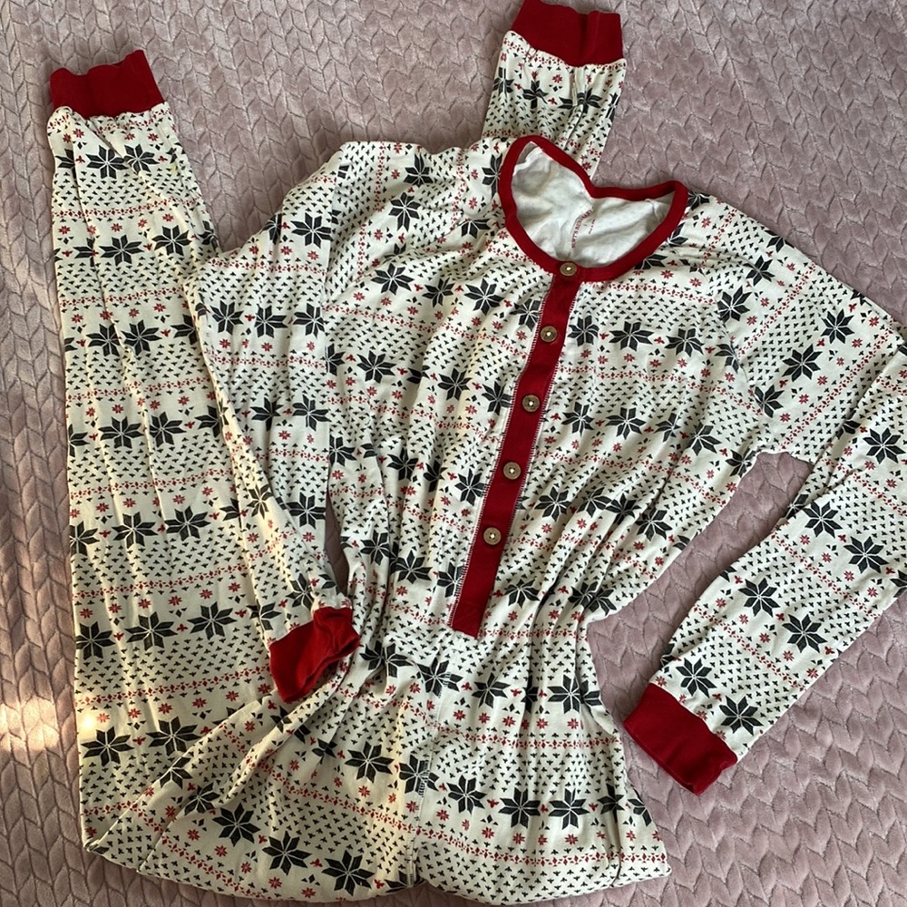 Burt’s Bees Baby adult onesie